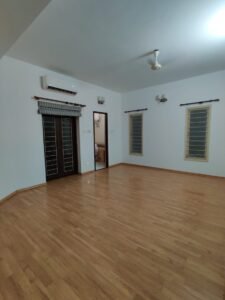 BOATCLUB PROPERTY FOR SALE