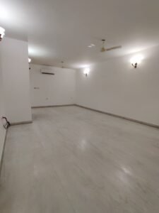 BOATCLUB PROPERTY FOR SALE